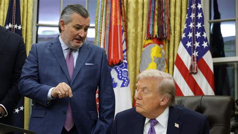 Trump Teases Ted Cruz as Supreme Court Nominee That Would Secure 100% Vote